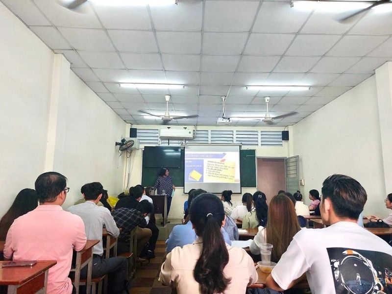 Khóa học vận dụng Giáo dục STEM cấp THCS